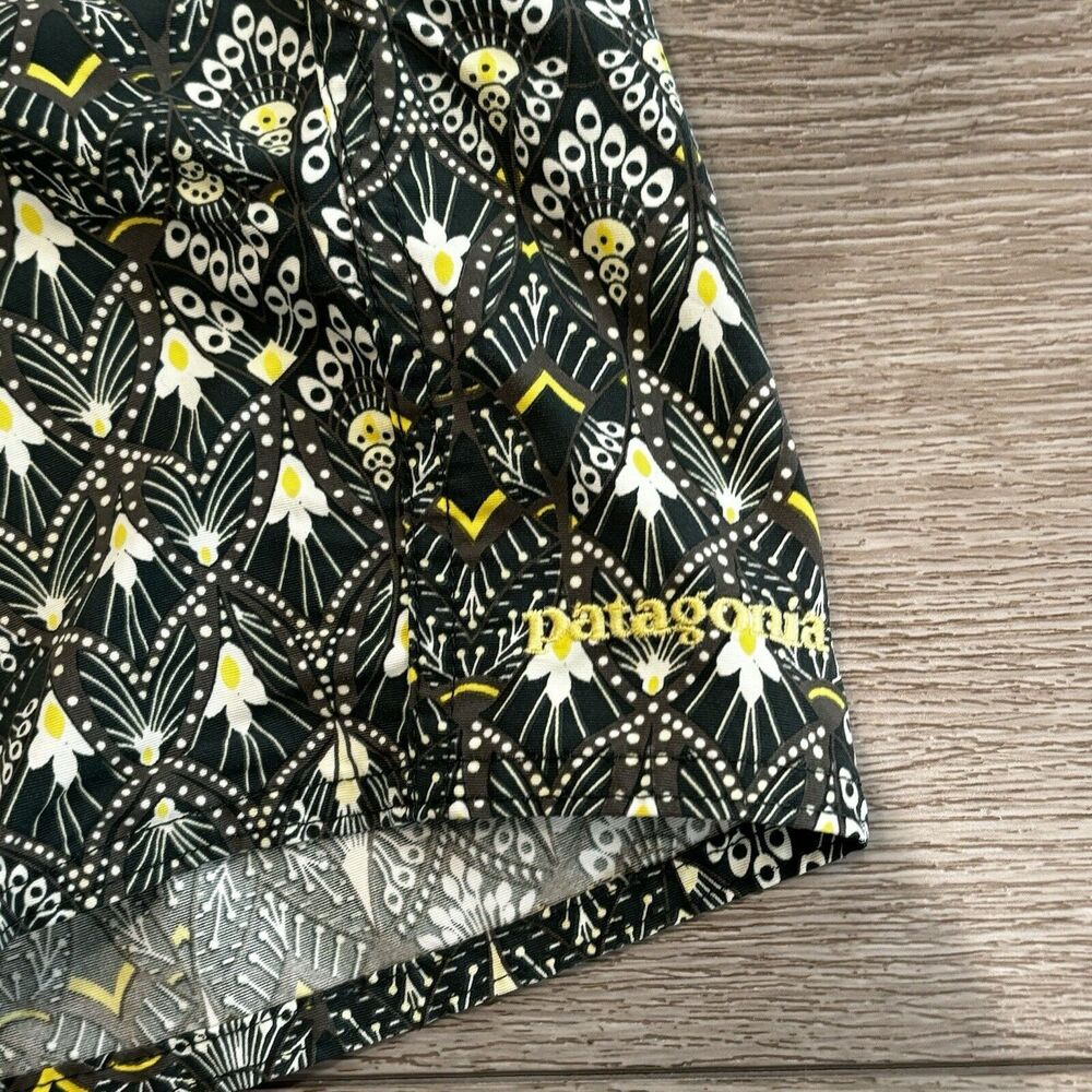 Patagonia Mens Green swim‎ size 38 Surf Trunks board shorts Peacock print - Picture 4 of 8